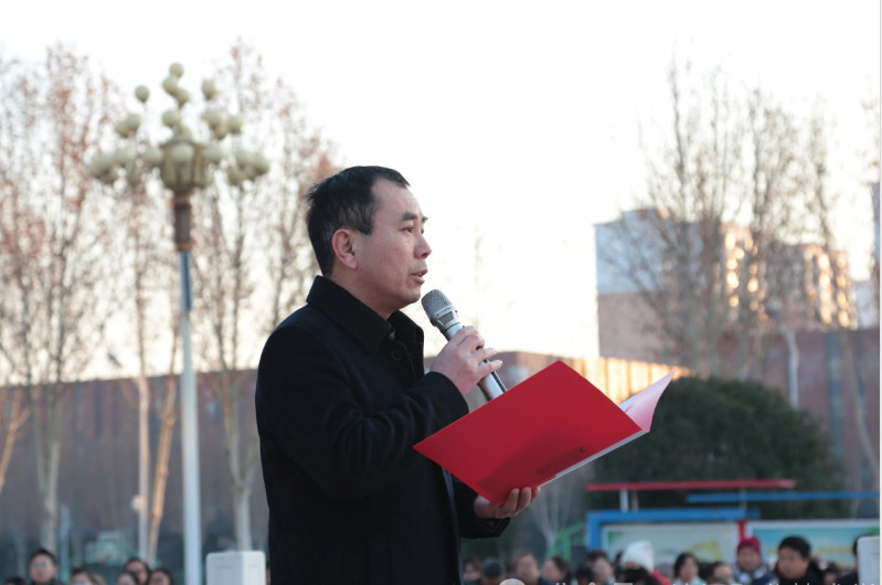 济源职业技术学校举行庆元旦迎新年主题升旗仪式